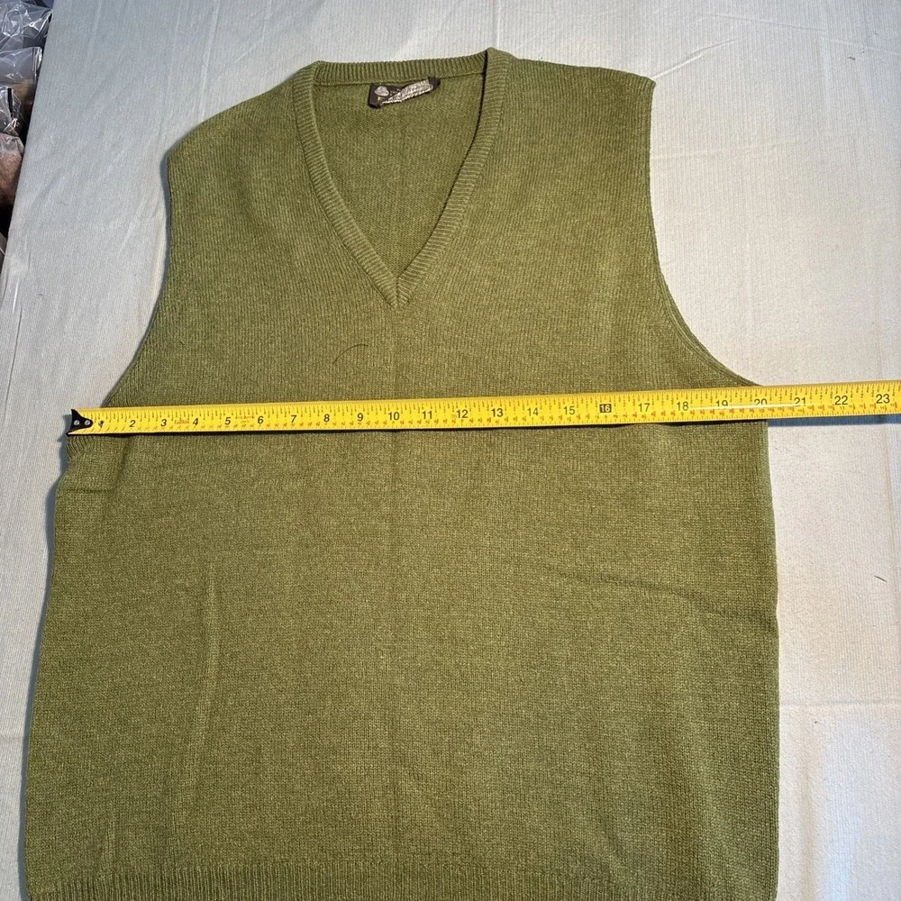 Vintage Puritan Aquaknit Mens Wool Sweater Vest Olive Green V-Neck Large 0475